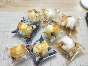 蛋黄酥——中秋热门甜点，附带熬猪油方法的做法 步骤16
