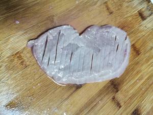不膻不老的爆炒腰花的做法 步骤2