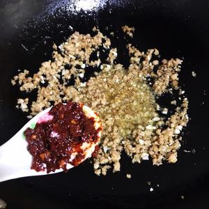 包菜肉末粉丝的做法 步骤11