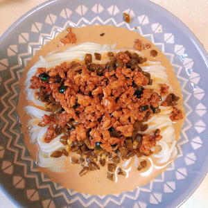 加料不加价-麻辣肉沫热干面的做法 步骤10