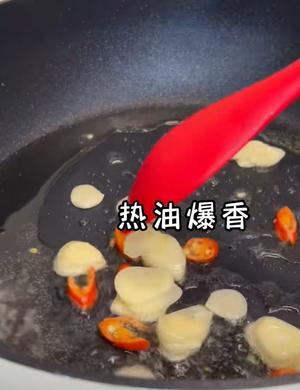 青椒肉丝面，尖椒肉丝打卤面绿豆沙牛乳青椒肉沫打卤面西红柿鸡蛋 豆角肉沫打卤面茄丁打卤面肉丝面的做法 步骤6