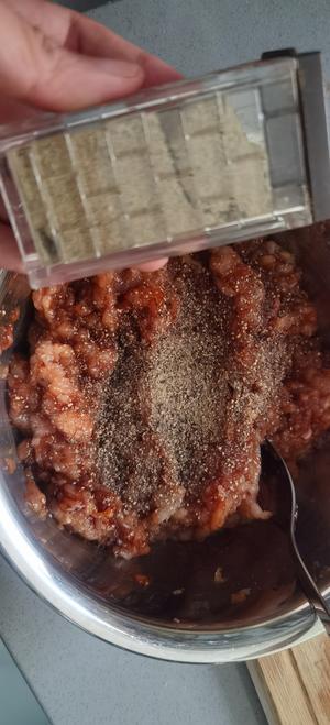 好吃不胖鸡胸肉饼的做法 步骤8