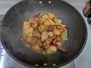 土豆炖鸡翅根/鸡腿/鸡块的做法 步骤11