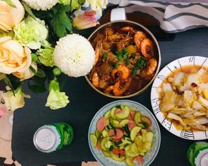 超级软糯入味的香辣明虾鸡爪煲的做法 步骤1