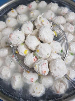 给自己减肥准备的草鱼丸、鸡肉丸的做法 步骤31