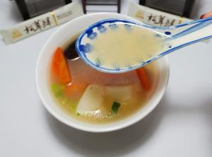 山药鸡腿菌菇汤的做法 步骤10