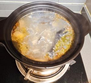 清淡的丝乌鸡|蘑菇汤的做法 步骤6