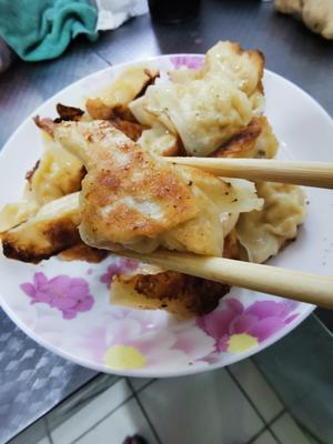 山药鸡肉煎馄饨的做法 步骤11