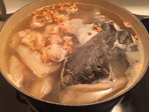 養顏花胶乌鸡汤的做法 步骤14