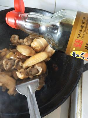 酱香浓郁的卤鸡腿、翅中、鸡胗子（附赠小白菜炖豆腐）的做法 步骤7