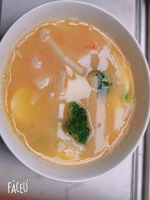 香煎牛里脊+豆腐蘑菇鲜虾汤的做法 步骤5