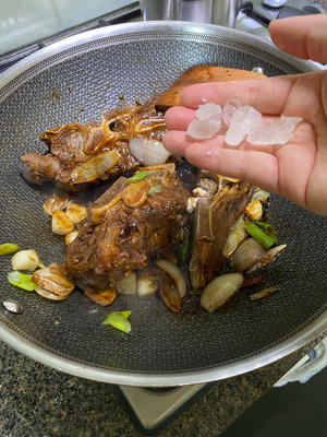 红烧牛脊骨?完美晚饭解决方案的做法 步骤11
