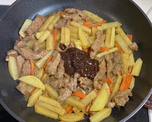 极简版黑椒牛柳/牛仔骨/牛肉粒（搭配拌面、炒面、盖浇饭、意面等等都方便）——中式一日三餐（七十五）的做法 步骤6