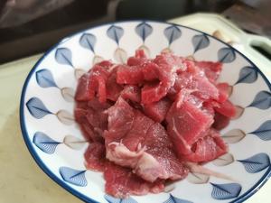 胡椒嫩炒牛肉/牛腱子（可加土豆）的做法 步骤2