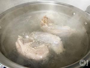 牛肉万能卤料招牌卤牛腱子的做法 步骤2