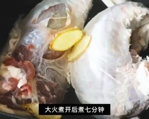 卤牛腱子的做法 步骤3