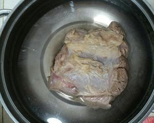 ㊙不放一滴油糖！超入味减脂必备~低脂高蛋白卤牛肉?电饭煲版（减脂餐第44道）牛肉第5种花样做法的做法 步骤5