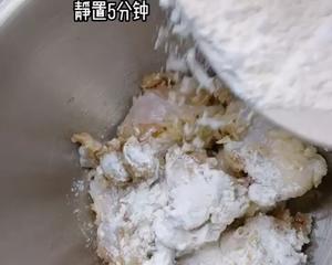 蒜香鸡翅根的做法 步骤8