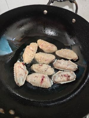 可乐鸡翅的做法 步骤2