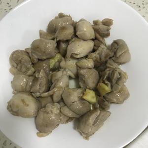 鸡腿肉杂菜的做法 步骤15