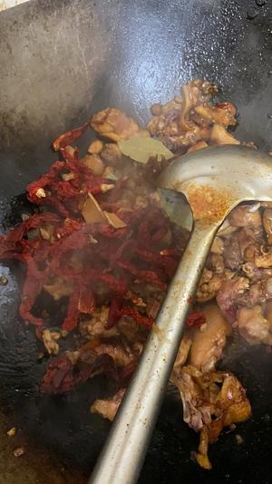 新疆大盘鸡无需争议的做法 步骤8