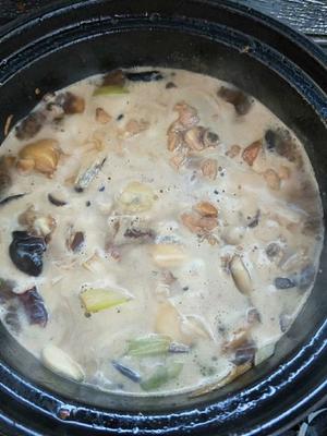 比饭店好吃很多倍的黄焖鸡的做法 步骤5