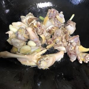 原汁原味土鸡汤的做法 步骤2