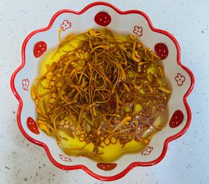 虫草花蒸土鸡的做法 步骤3