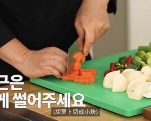 辣炖鸡块 ｜ 白钟元的料理秘笈的做法 步骤8