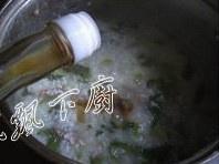 菠菜鸡肝生滚粥的做法 步骤5