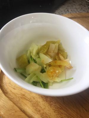 矜宸•泡椒鸡杂的做法 步骤4