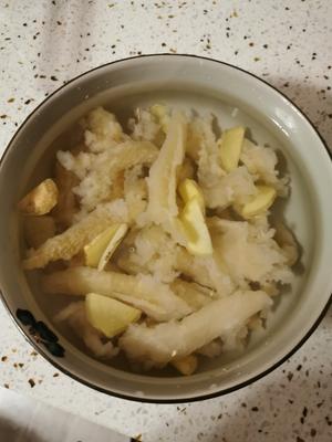 鱼翅花胶鸡肉煲的做法 步骤7