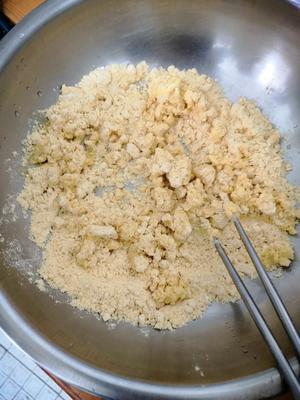 地锅鸡玉米饼的做法 步骤1
