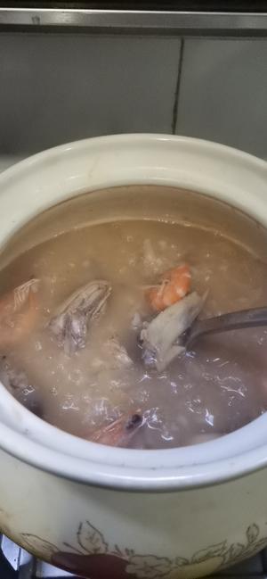 鸡肉海鲜粥的做法 步骤3