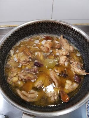 小鸡炖蘑菇土豆干的做法 步骤8