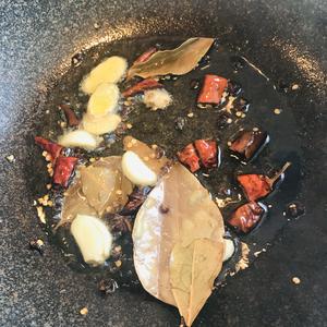 小鸡贴馍的做法 步骤4