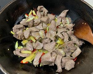 牛肉炖土豆的做法 步骤4