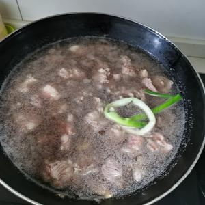 番茄土豆炖牛腩的做法 步骤3