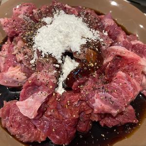 西餐厅的黑椒牛柳意面（附秘制黑椒汁做法）的做法 步骤1