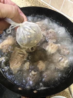 简单易学的清真硬菜-炖牛排骨（同方法可炖牛肉）的做法 步骤5