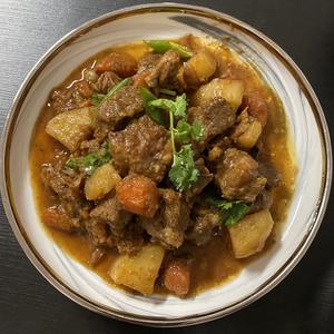 营养好味～红萝卜土豆焖西冷牛排粒的做法 步骤11