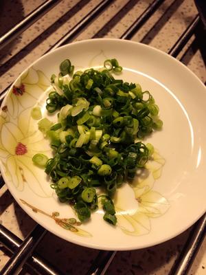 抱蛋肥牛饭的做法 步骤3