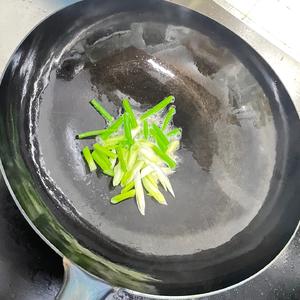 给李兄做饭的第二天番茄肥牛的做法 步骤8