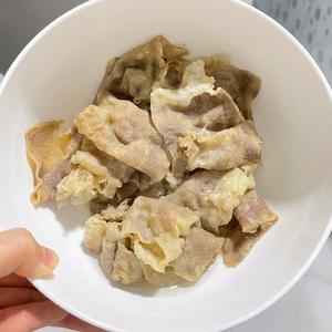 给李兄做饭的第二天番茄肥牛的做法 步骤7