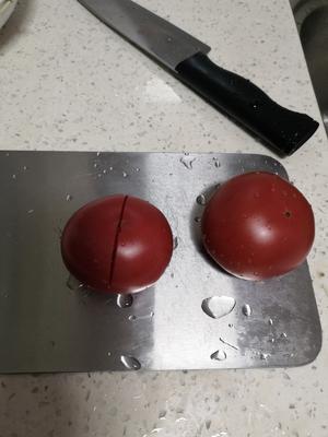 番茄金针菇肥牛汤的做法 步骤4
