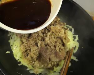 黑胡椒肥牛盖饭【丼】的做法 步骤6