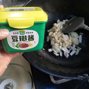 焖-牛肉末炖豆腐的做法 步骤4