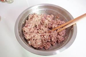 烫面酸菜牛肉馅儿饼的做法 步骤5