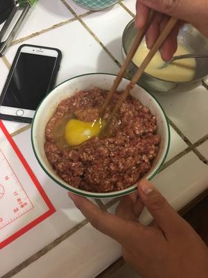 香酥牛肉饼的做法 步骤6