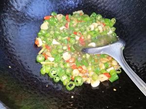 蒜香线椒炒牛肉沫的做法 步骤8